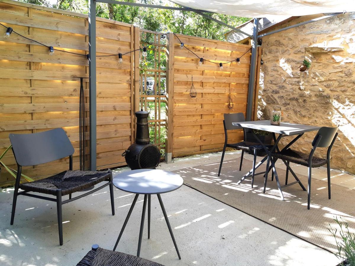 Bed and Breakfast La Tourelle 82 Saint-Antonin Esterno foto